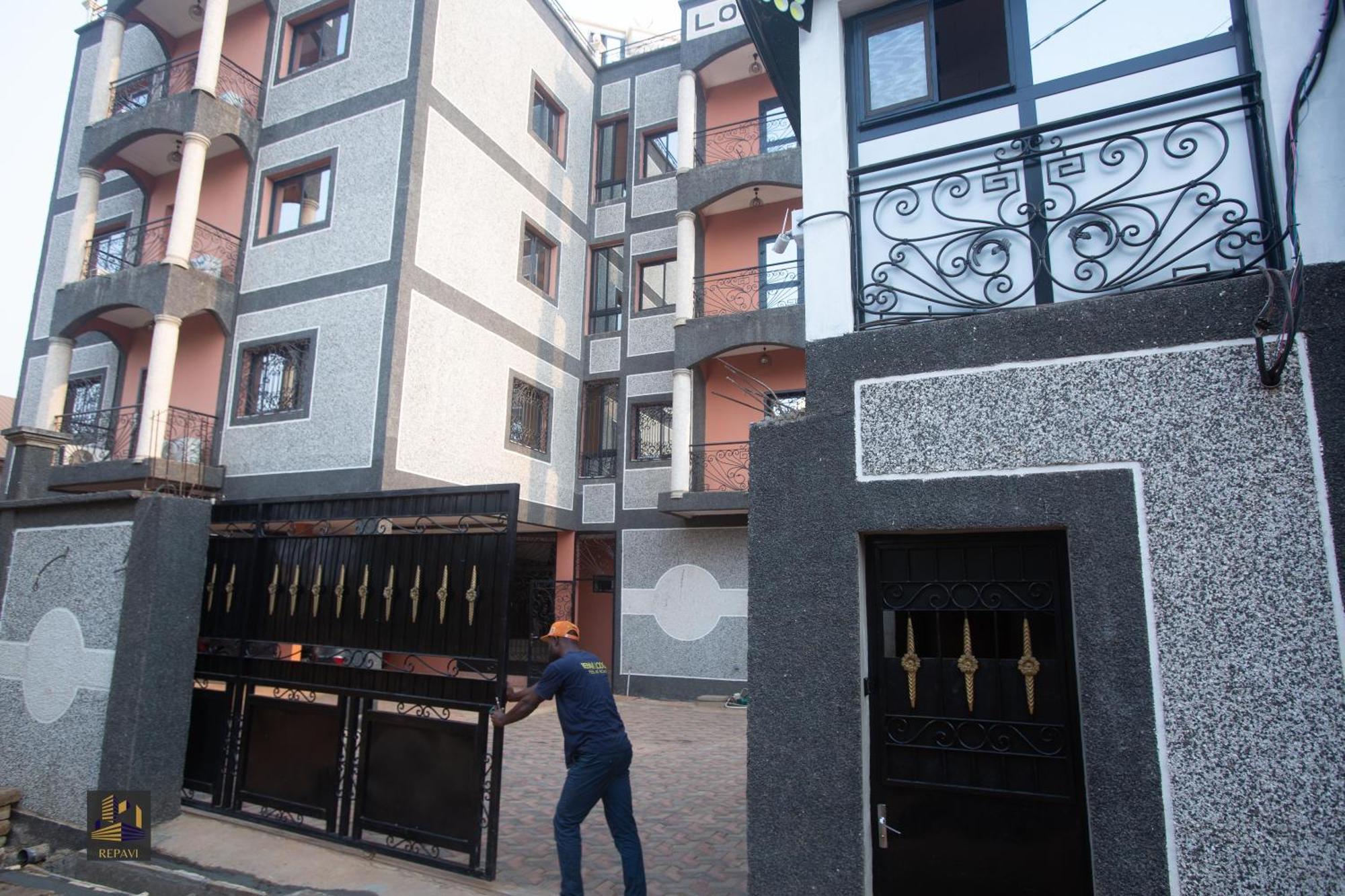 Repavi Lodge Yaounde Exterior photo