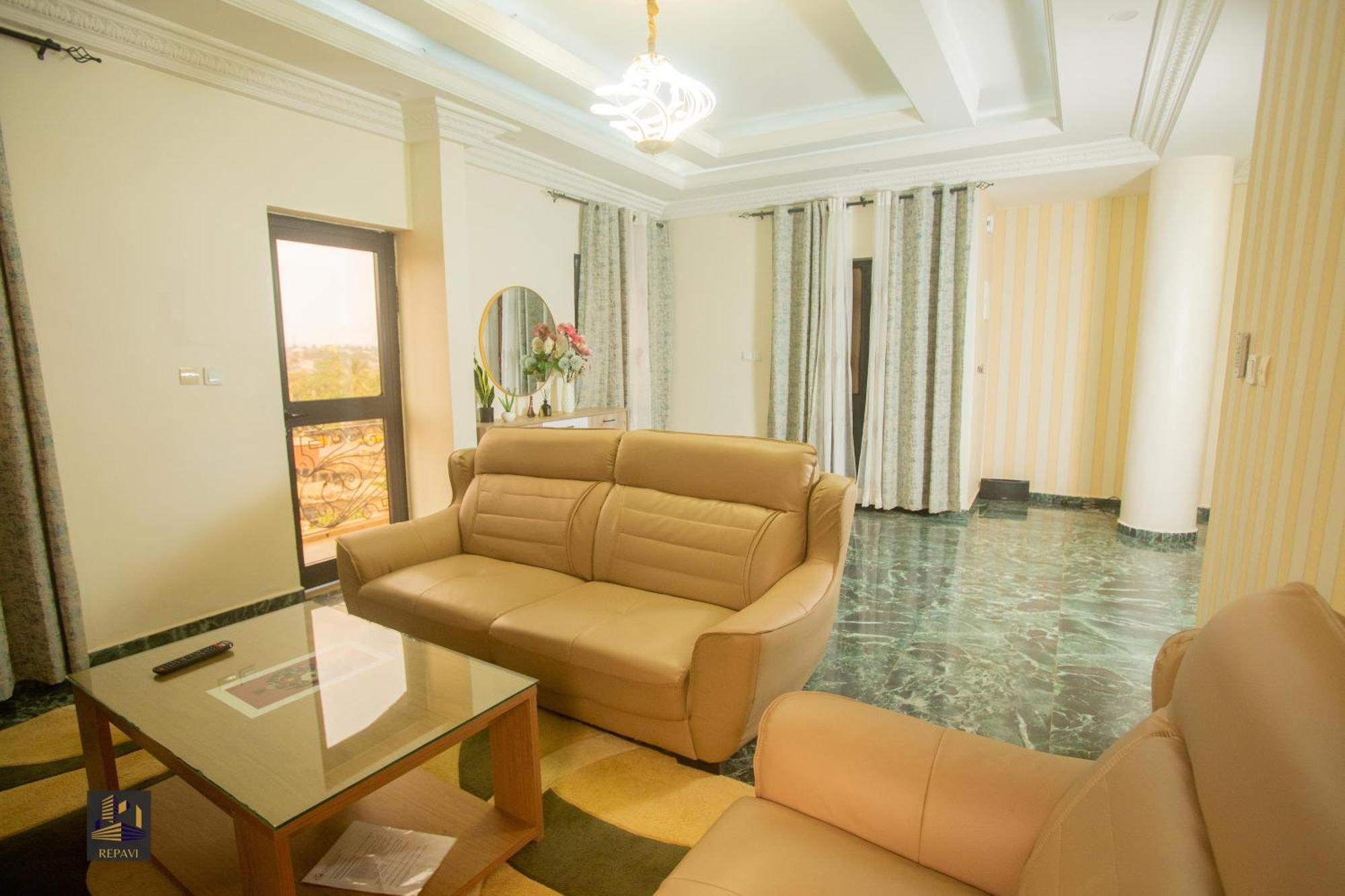 Repavi Lodge Yaounde Exterior photo